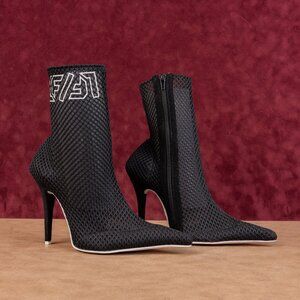 Jeffrey Campbell Women Vintage Retro 90's Fabric Lasercut Pointy Boots sz 8